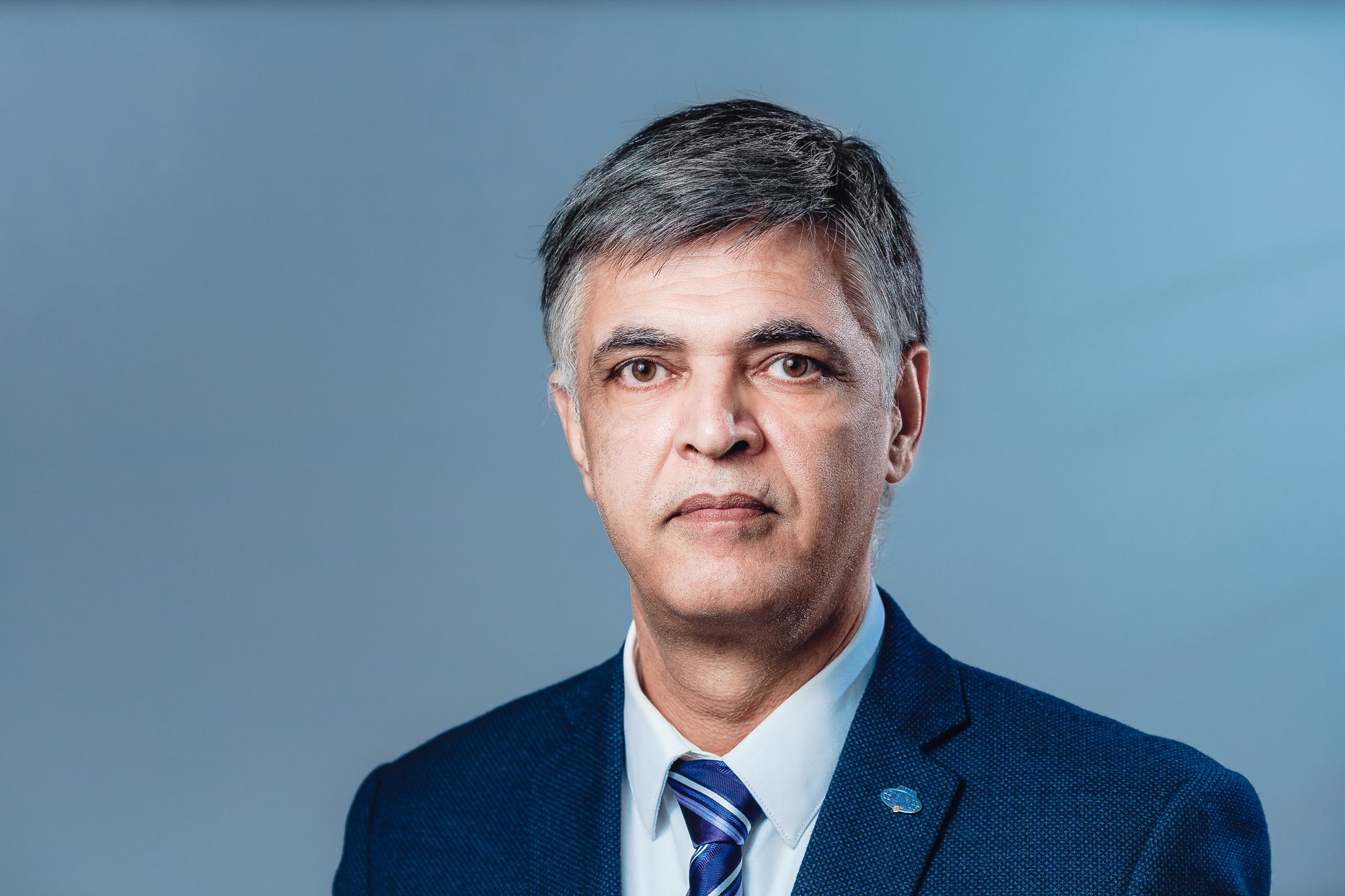 Dr. Houshang Alamdari